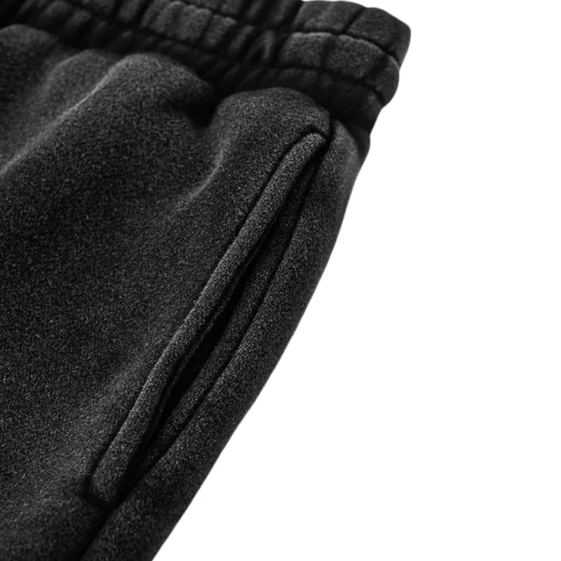 Baggy fleece sweat pant with graphic stripe