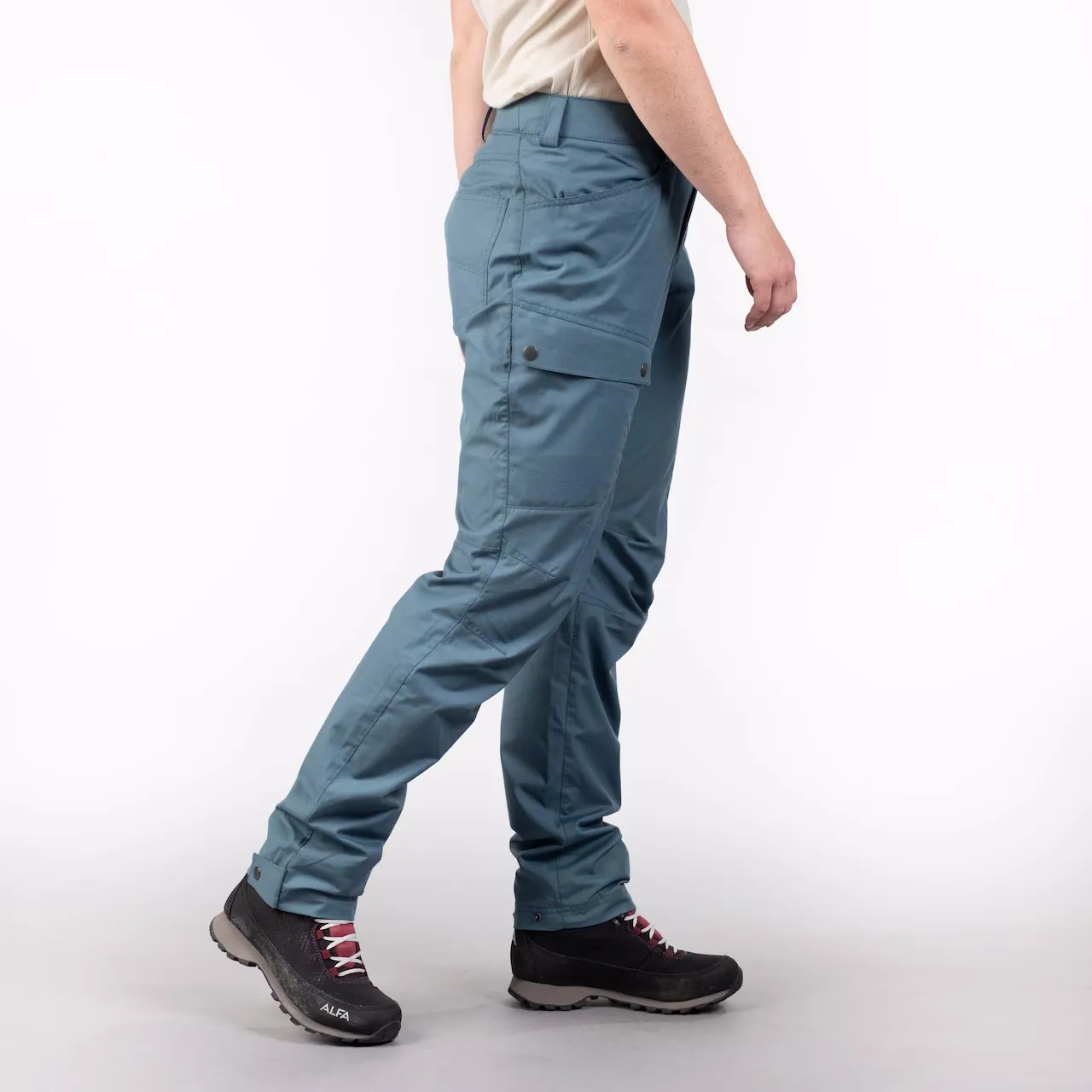 Bergans Women&#x27;s Nordmarka Leaf Light Pants Orion Blue | Buy Bergans Women&#x27;s Nordmarka Leaf Light Pants Orion Blue here | Outnorth