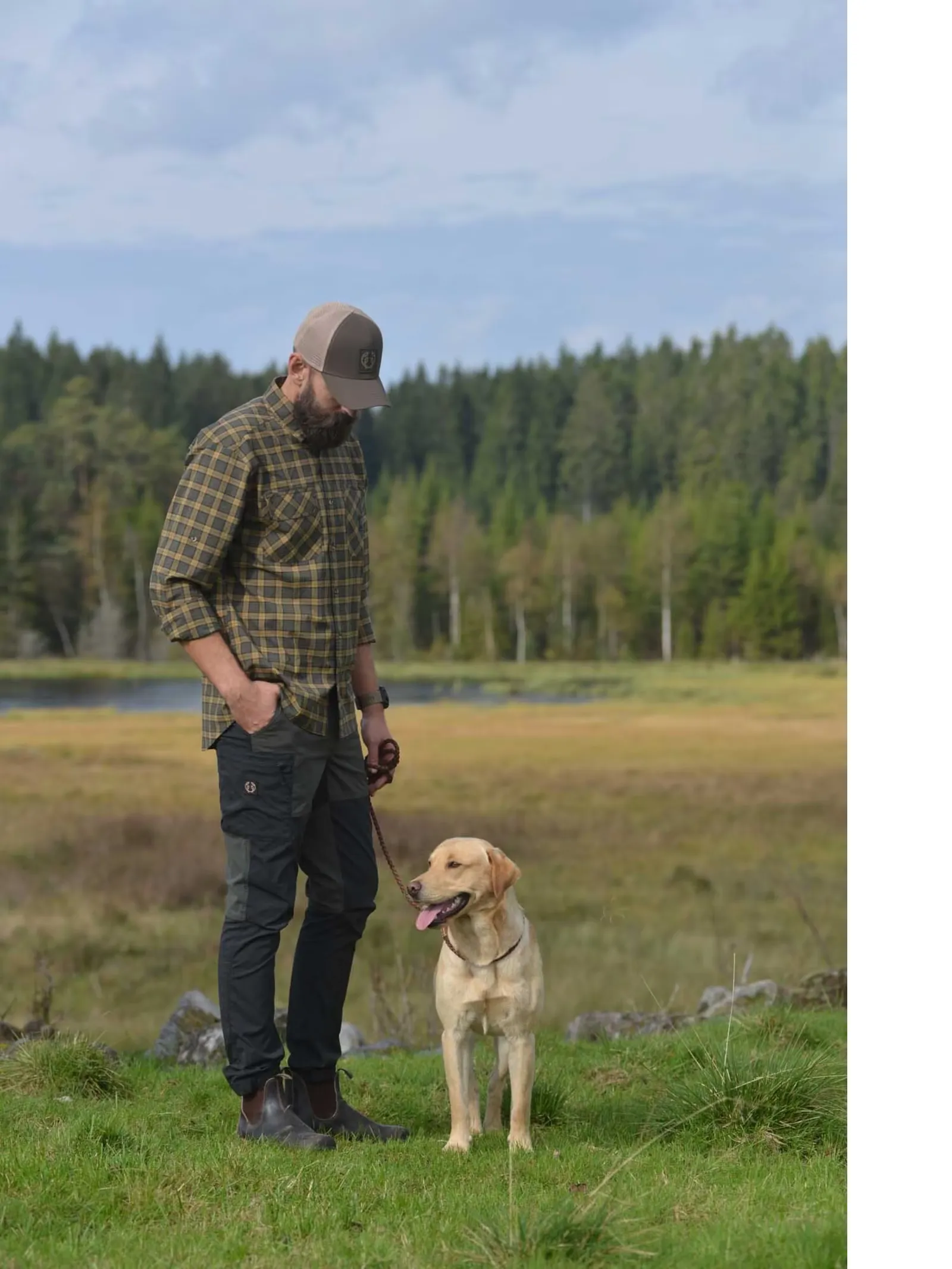 Chevalier Men&#x27;s Delta Light Pants Midnight Pine | Buy Chevalier Men&#x27;s Delta Light Pants Midnight Pine here | Outnorth