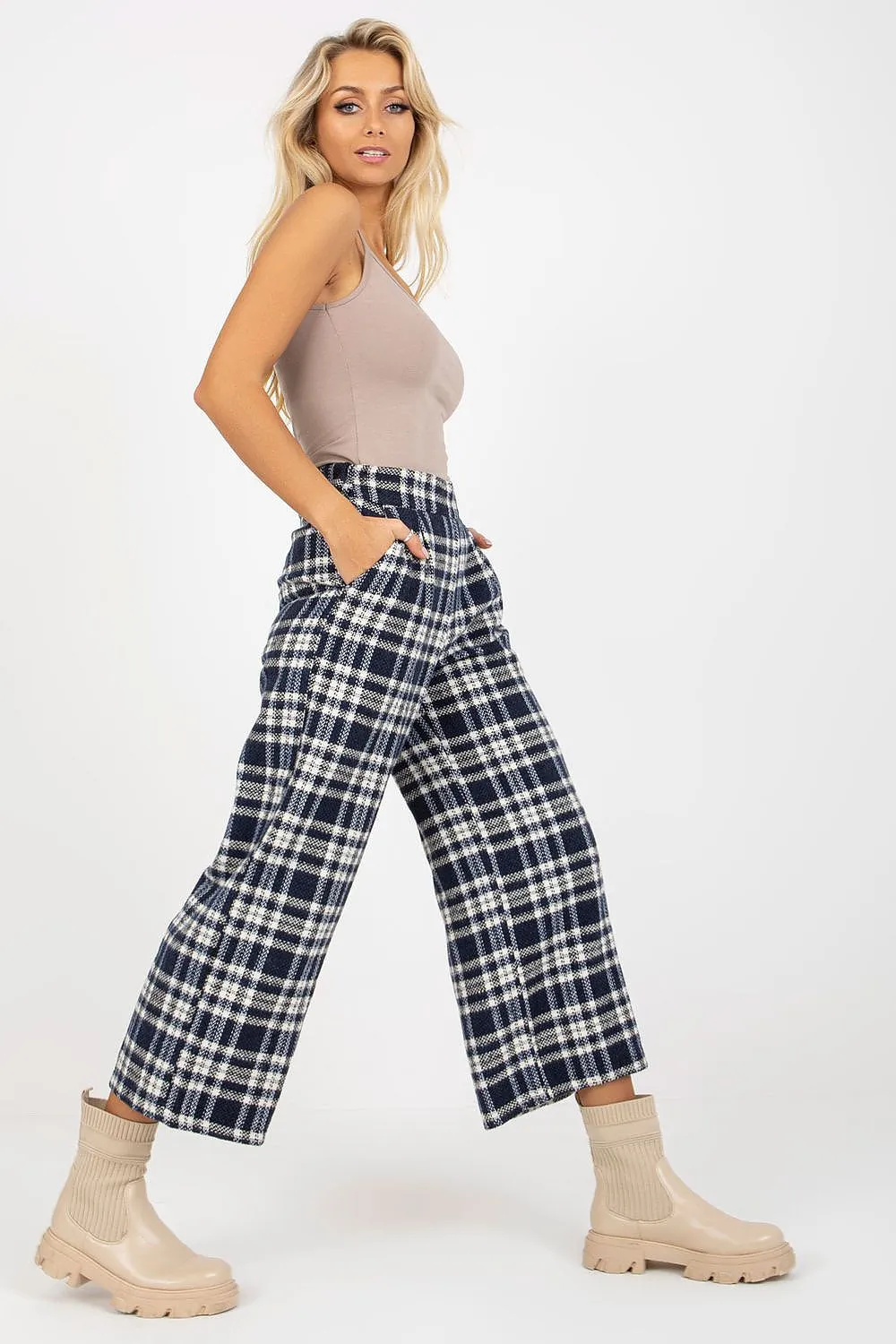 Chic Checkered Wool Pants for Women with Practical Side Pockets