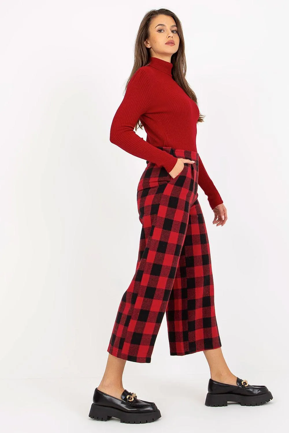 Chic Checkered Wool Pants for Women with Practical Side Pockets