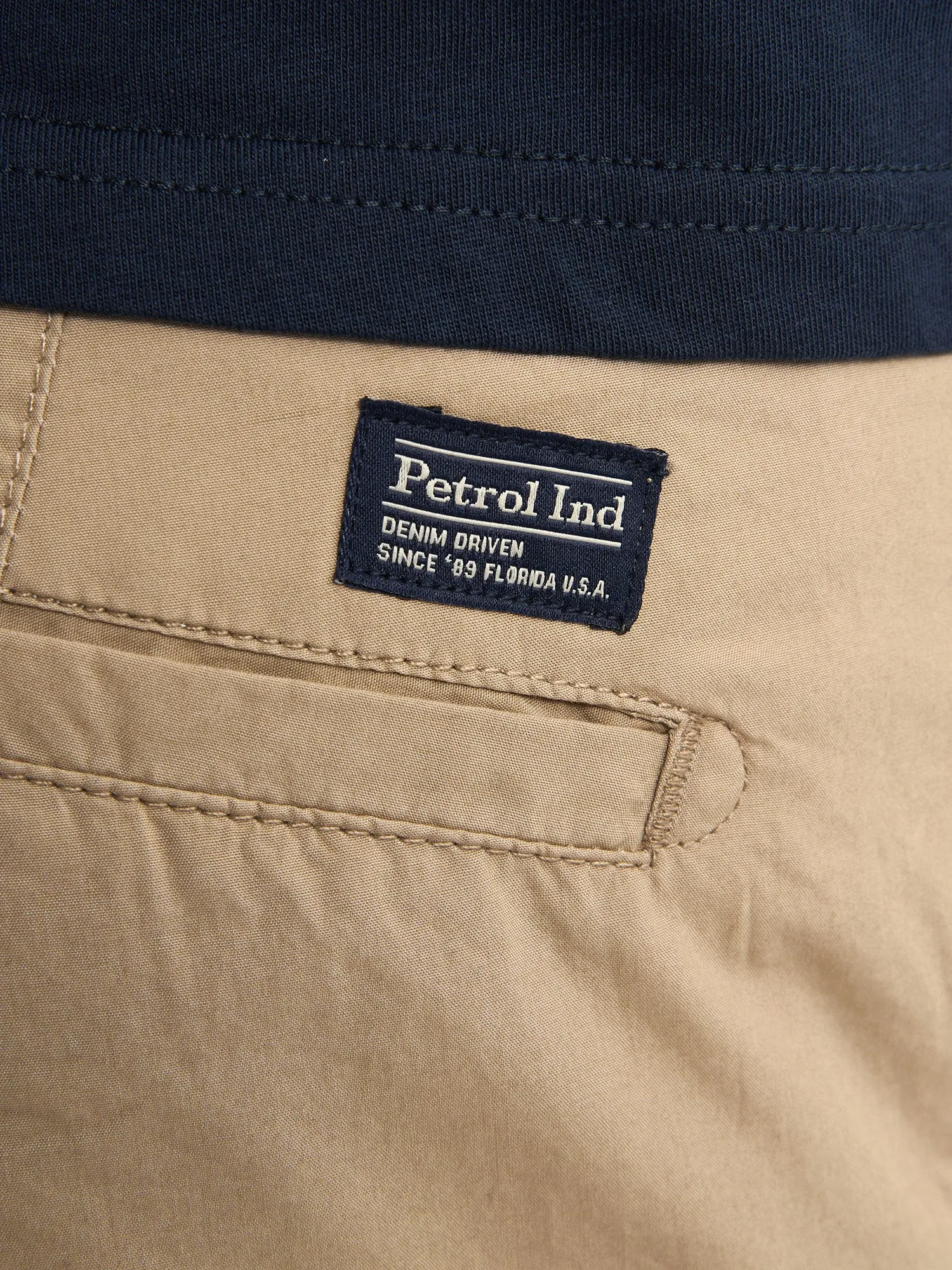Chino Shorts with Belt Tropico