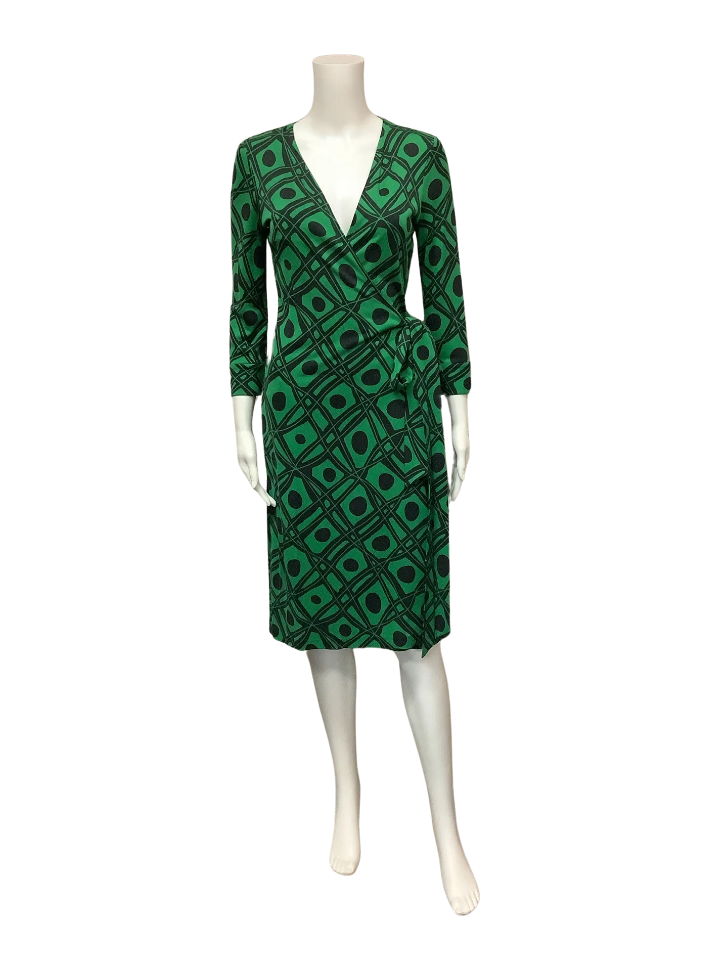 Diane VonFurstenburg Women's Dress Green Graphic Vintage Wrap Size: 8