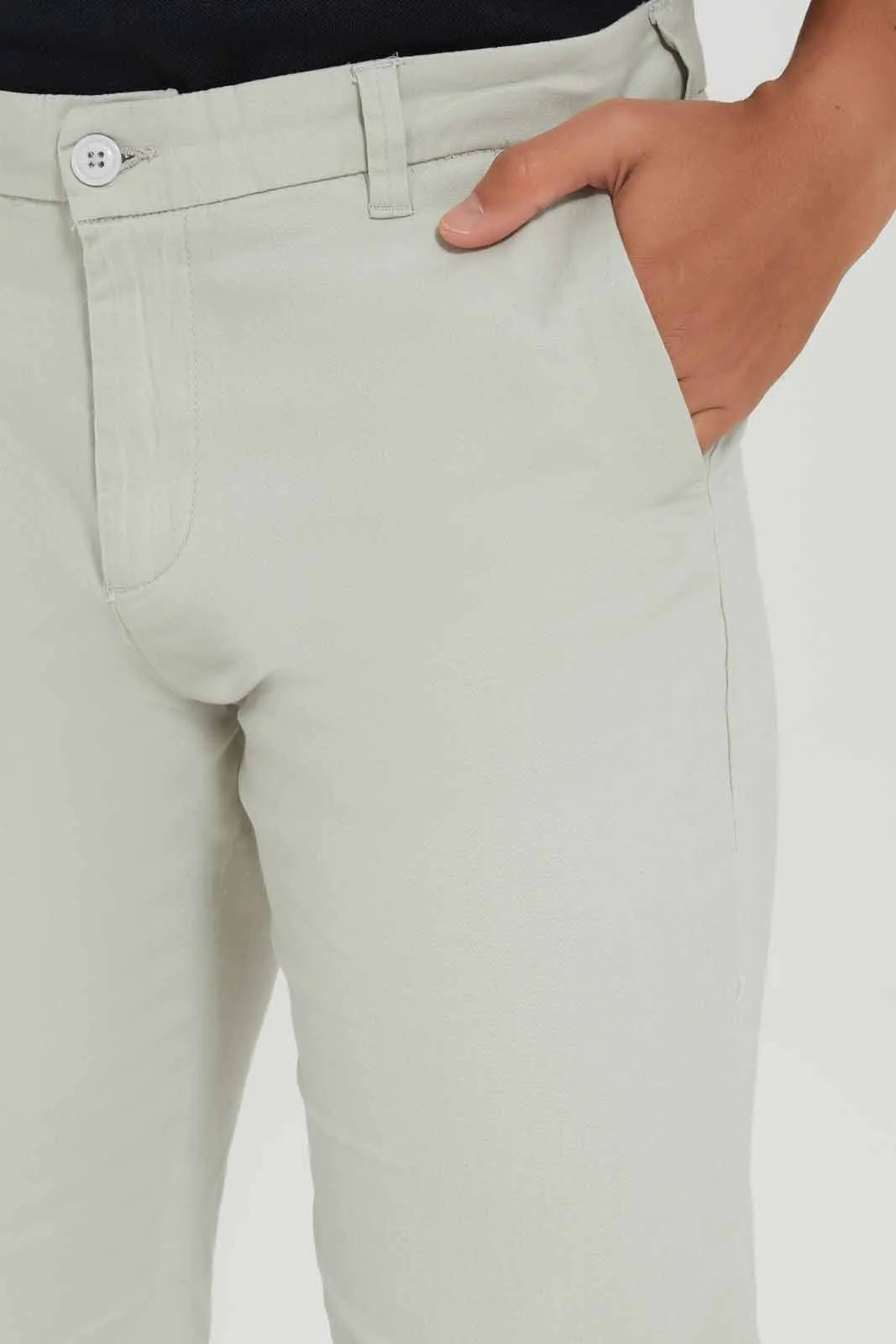 Men Grey Straight Fit Chino Trouser