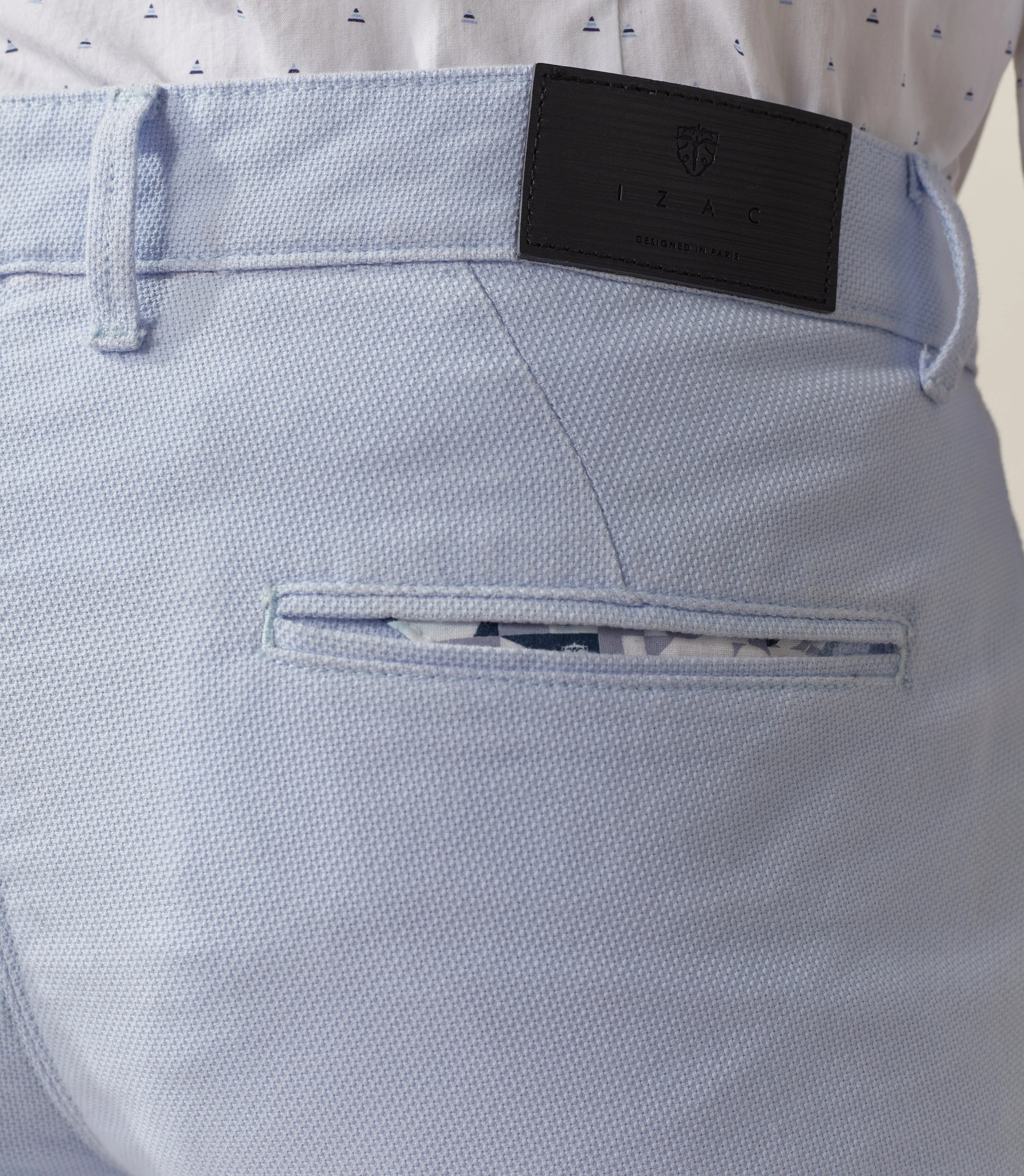 Pantalon urbain bleu-ciel "Nerrebi"