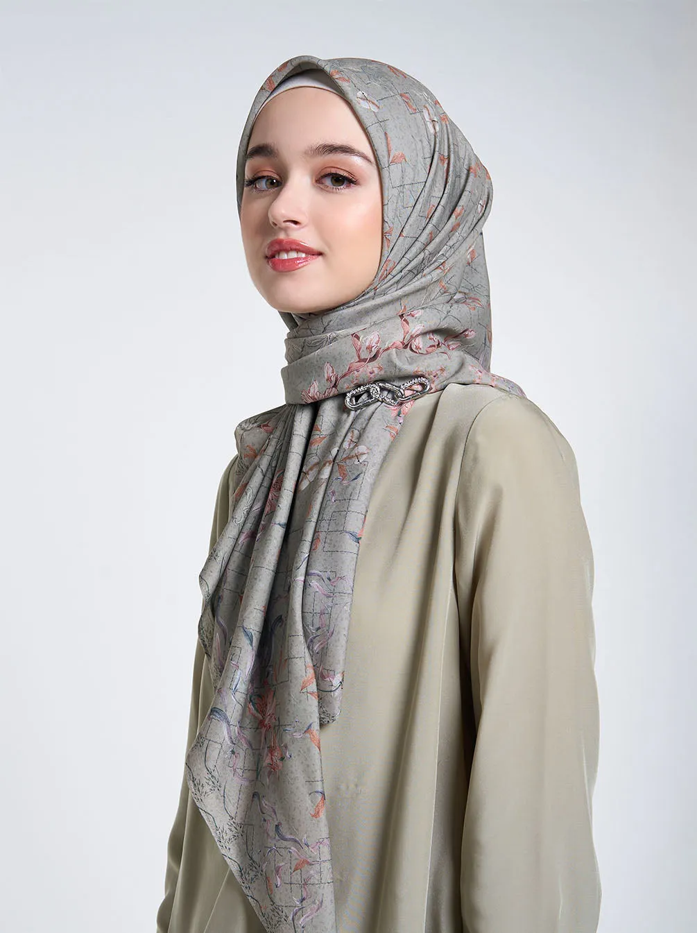 PETALLY SIGNATURE SCARF SAGE