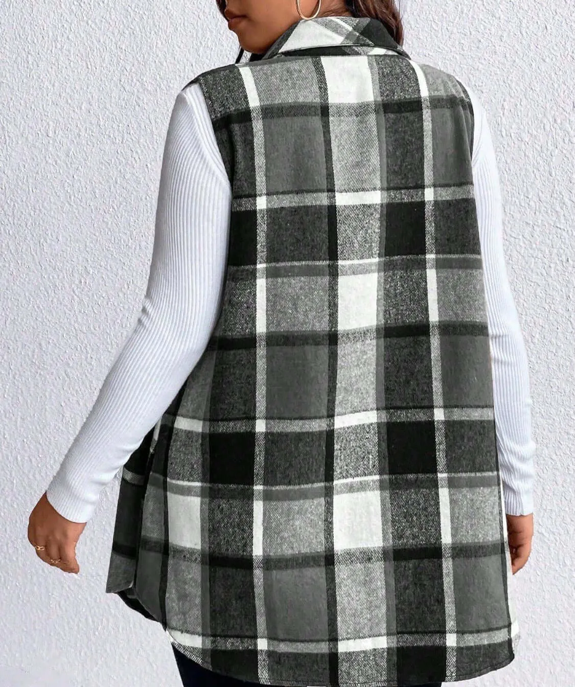 Plaid Elegance Plus Size Button-Up Vest with Pockets