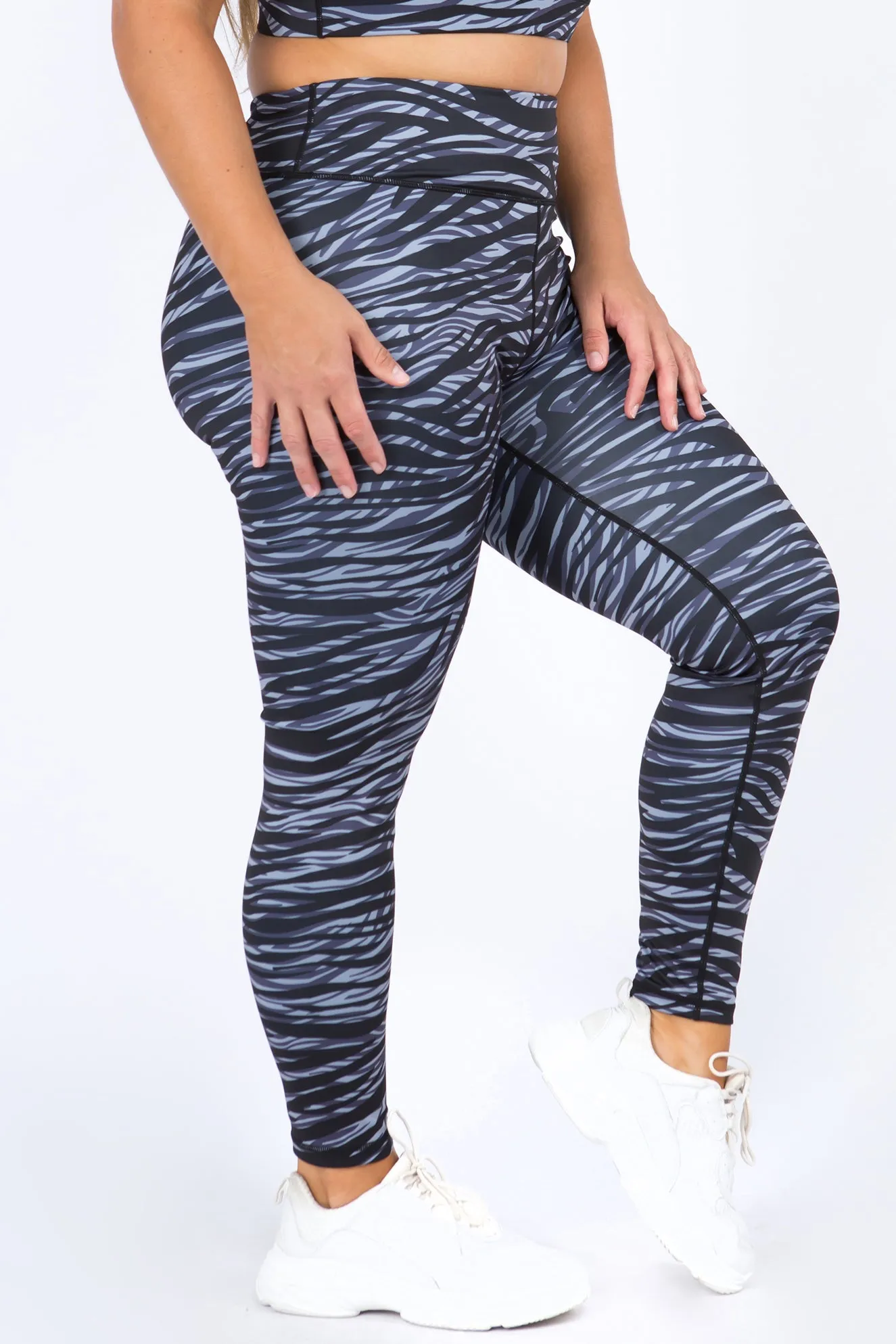 Plus Size Toned Zebra Print Active Leggings