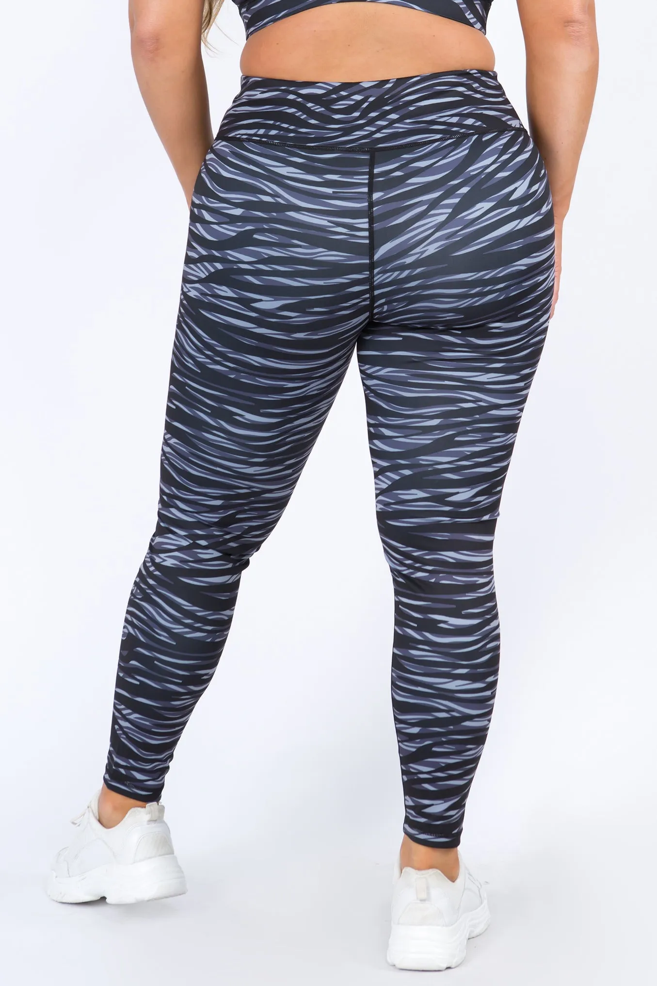 Plus Size Toned Zebra Print Active Leggings