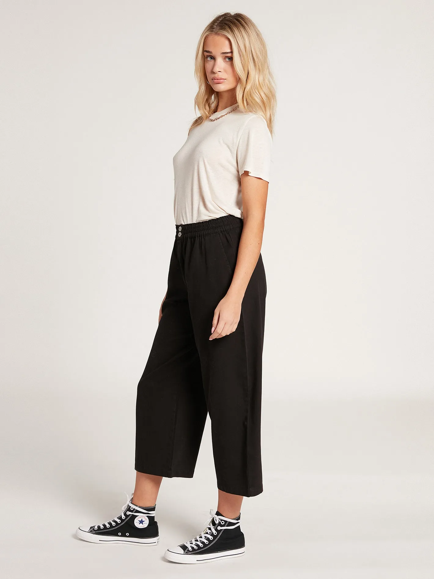 Struttin Stone Cropped Chino Pant - Black