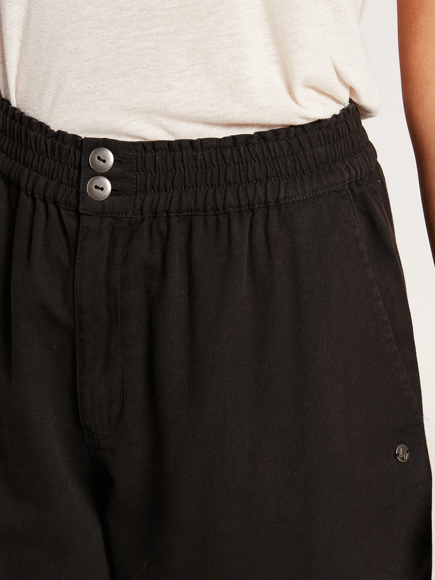 Struttin Stone Cropped Chino Pant - Black