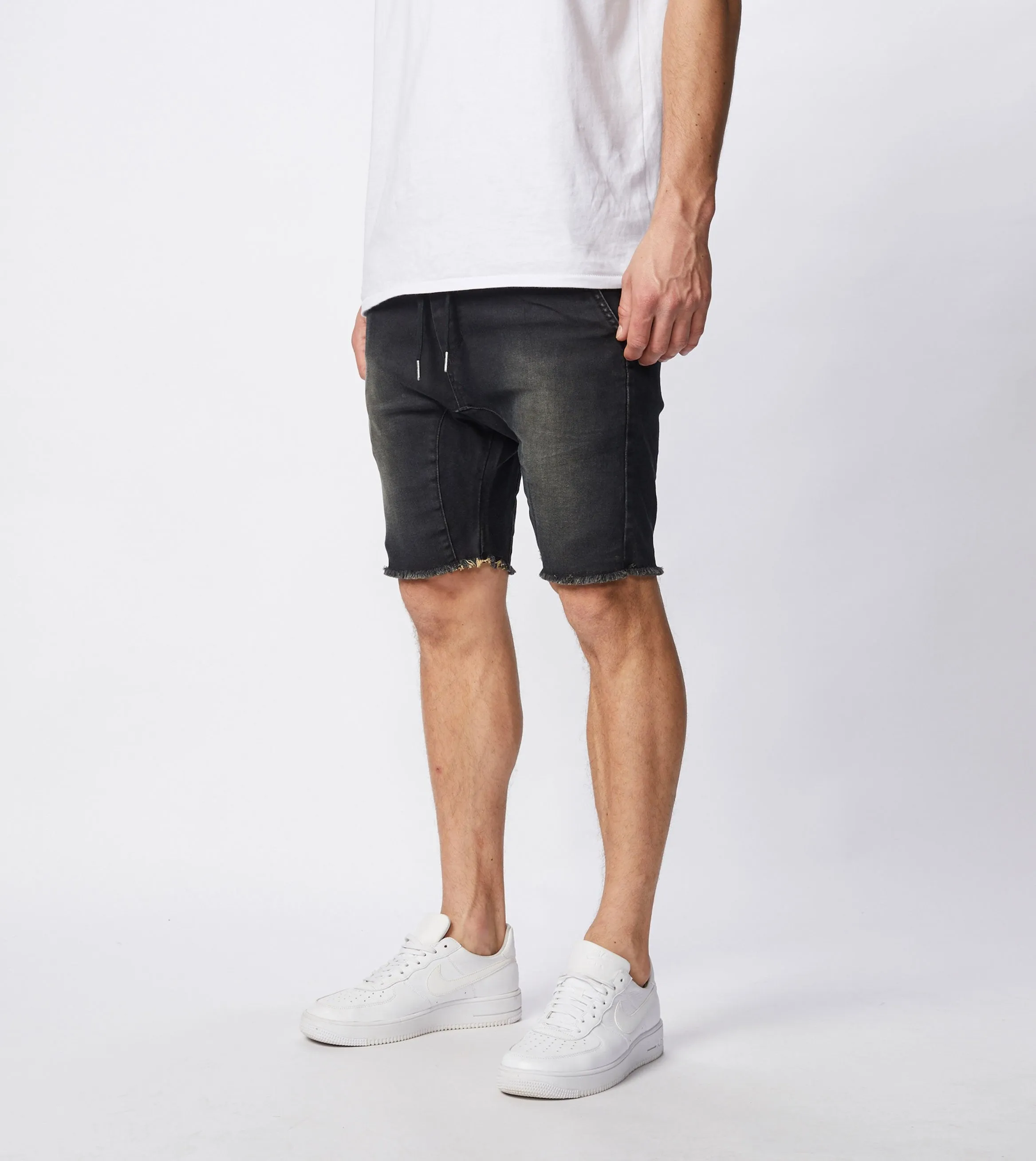 Sureshot Short Black Wash
