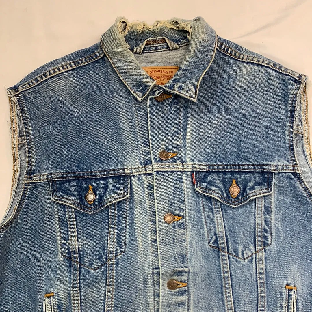 Vintage Levi’s denim vest 507