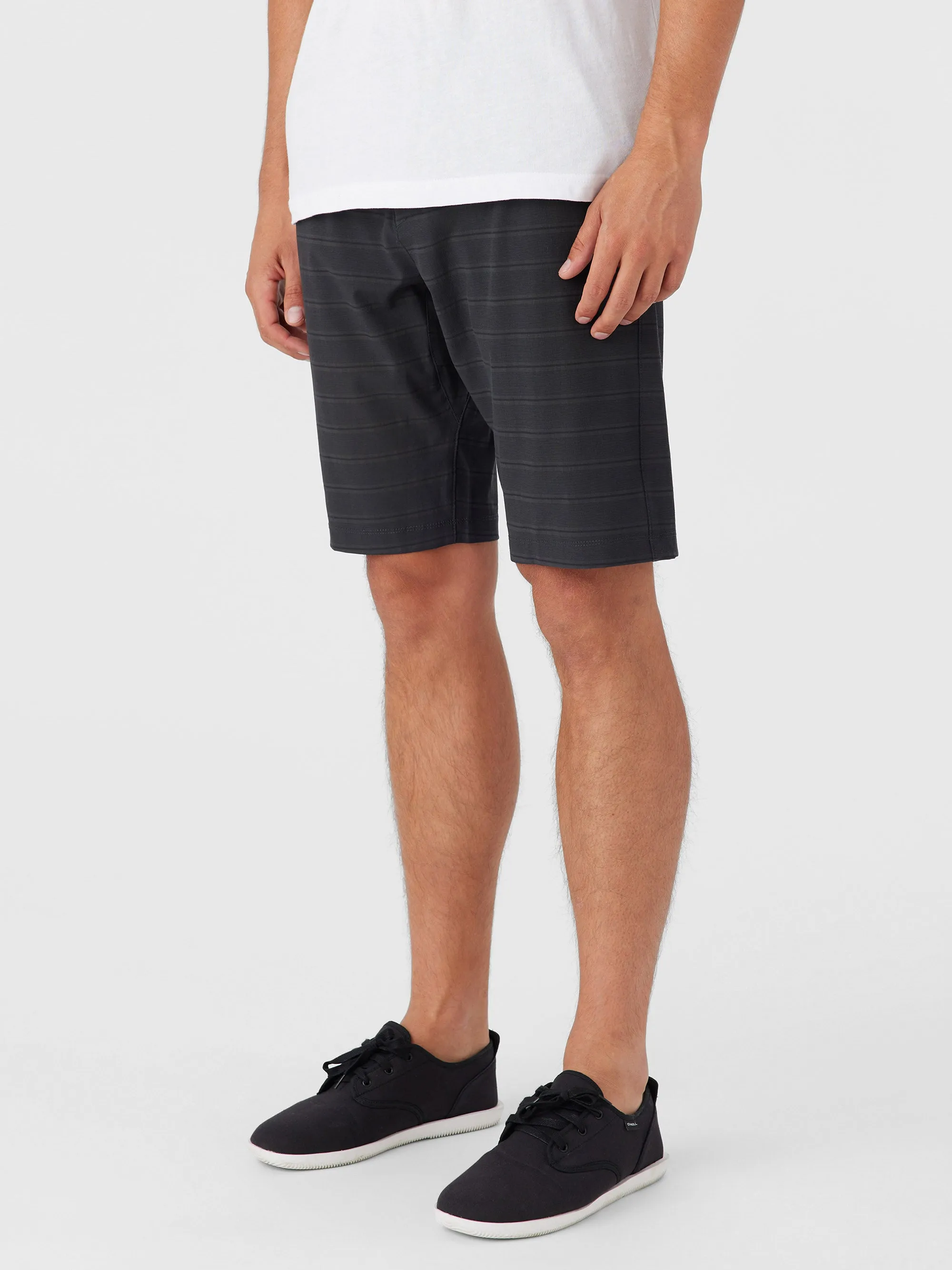Wave Crush 21" Hybrid Shorts